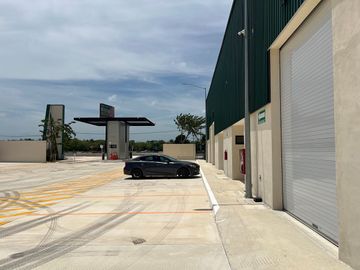 Bodega Industrial cerca de estación TREN MAYA, sobre carretera Mérida-Cancún.