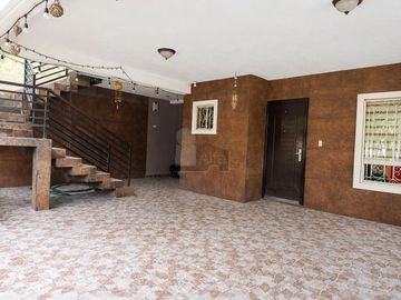 Casa en venta al sur de Saltillo en Hacienda el cortijo