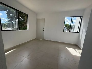 Casa de 2 recámaras dentro de la Ciudad