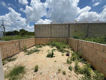 Casa de 2 recámaras dentro de la Ciudad