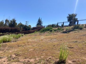 Terreno en consolidado condominio en Polo Maitencillo
