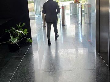 Oficina 366m2 acondicionada en Jardines del pedregal