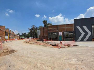 Bodega 7136m2 en parque industrial Vallejo con andenes