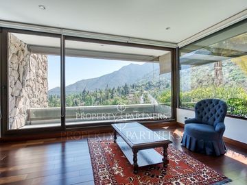 Excelente precio, lindo departamento, preciosa vista.