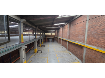 Oportunidad de Bodega Industrial y Logística Engativá 3.064 M2