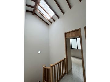 Casa en unidad abierta para estrenar en la Ceja sector viva