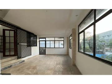 VENDO CASA HATO PINTADO DE 3 NIVELES