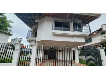 VENDO CASA HATO PINTADO DE 3 NIVELES
