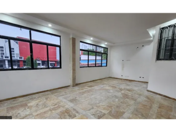 VENDO CASA HATO PINTADO DE 3 NIVELES