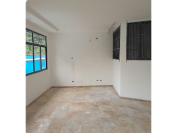 VENDO CASA HATO PINTADO DE 3 NIVELES