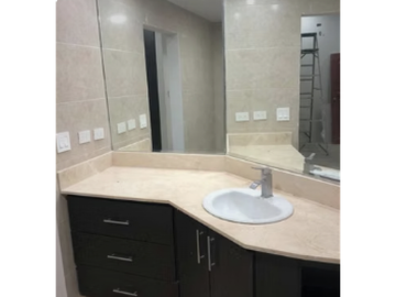 VENDO CASA HATO PINTADO DE 3 NIVELES