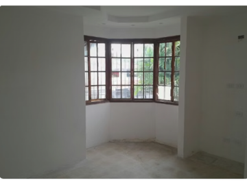 VENDO CASA HATO PINTADO DE 3 NIVELES