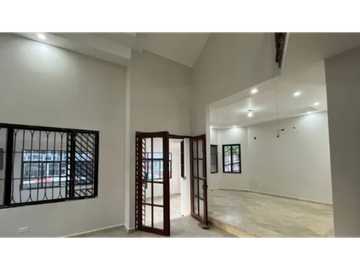 VENDO CASA HATO PINTADO DE 3 NIVELES