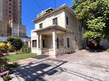 ARRIENDO ESQUINA COMERCIAL - Gran Avenida con Carmen Mena, San Miguel