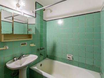 Departamento en venta de 2 ambientes ubicado sobre Av. del Libertador