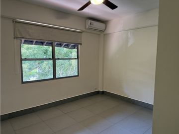 Alquiler de Casa en Clayton