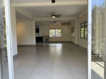 Alquiler de Casa en Clayton