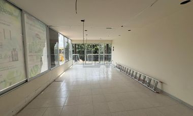 Local Comercial en Planta Alta en Renta en Colinas del Cimatario