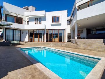 Vive el lujo desde el primer día, Casa amoblada en Jardines del Sur