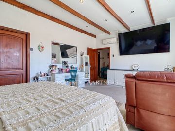 Vive el lujo desde el primer día, Casa amoblada en Jardines del Sur