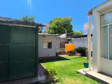 VENTA CASA EN BARRIO TRAPICHE, EXCELENTE UBICACION