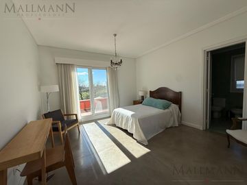 Casa en Pilara La Berlina 4 dorm en suite y pileta