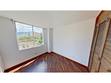 VENTA DE APARTAMENTO EN LOMA DE LOS BERNAL