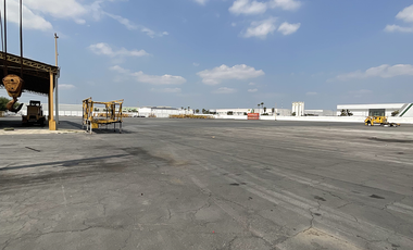 Patio Logístico Industrial con Capacidad para 1,500 Unidades - Stiva Aeropuerto