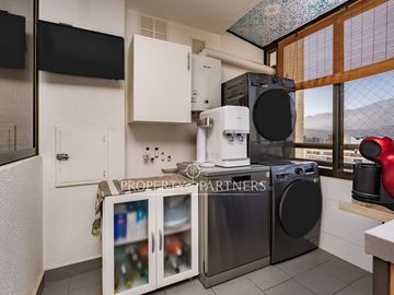 Lindo departamento remodelado con espectacular vista panorámica.