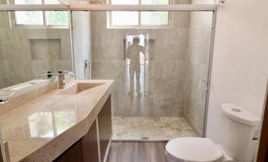 CASA EN VENTA EN MORELIA, ZONA ALTOZANO