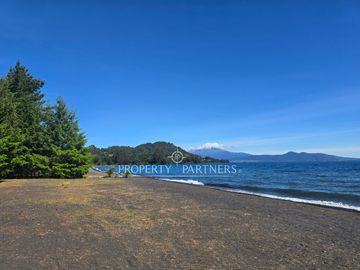 Precioso terreno de 23,76 ha con acceso al lago y vista panorámica al volcán Osorno y el Lago Llanquihue