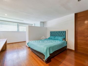 Las Brisas, espaciosa, iluminada y con lindo jardín