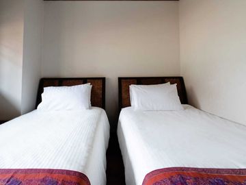 House 4 Bedrooms 3 Bathrooms for Rent in Tongson Bay