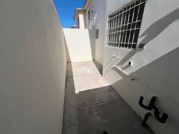 CASA EN VENTA EN HACIENDA LAS FLORES TIJUANA