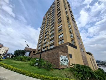AMPLIO APARTAMENTO EN AVENIDA SUR