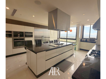 Vendo Penthouse en Santa María Golf & Country Club