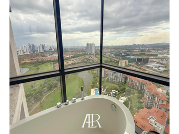 Vendo Penthouse en Santa María Golf & Country Club