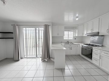 🏡✨ CASA EN RENTA EN LOMAS DE SANTA FE— PRIVADA ARAGONÉS ✨🏡