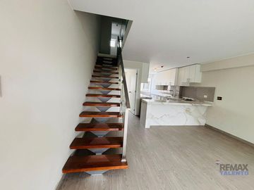 Departamento Duplex de estreno en Venta