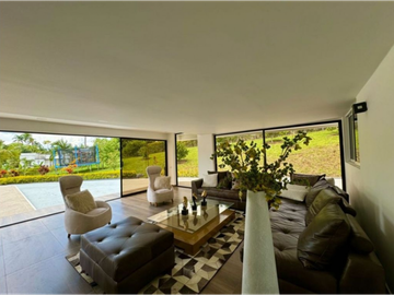 Casa campestre en condominio para arriendo en Cerritos, Pereira!!!