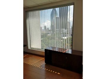 ALQUILER OFICINA MARBELLA WORLD TRADER CENTER 70MTS