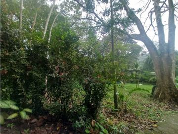 VENTA TERRENO/ LOTE LAS CUMBRES