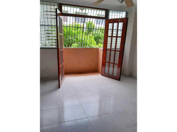 APARTAMENTO EN 12 DE OCTUBRE PH ACAPULCO 3REC 1B 94M2