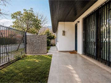 Casa familiar recién remodelada