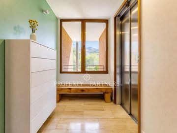 Espectacular departamento con diseño único de ingeniería, lujo y comodidad en San Carlos de Apoquindo.