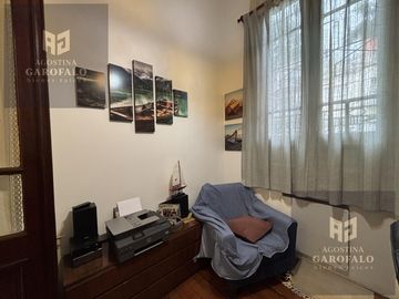 Bajo de precio, Venta Casa Lote propio 6 ambientes con amplia terraza y lavadero, Parque Chacabuco.