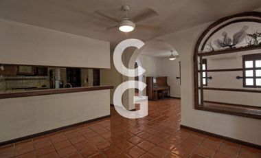 Casa en Venta en Cancún en Calle Farallón SM 15 con 3 Recámaras
