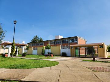 Casa en condominio en Venta en Misiones II, Toluca, México, 3 recámaras,  Cerca de la FEMEXFUT