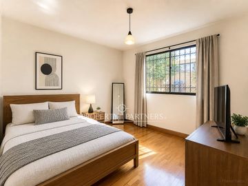 Amplia y cómoda casa de 2 pisos, sector Bilbao, parque Padre Hurtado