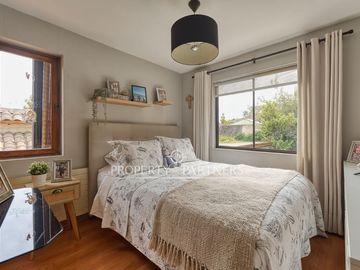Acogedora y luminosa casa, Los Dominicos